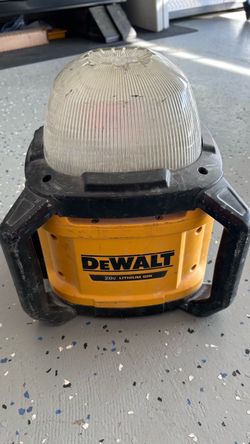 Used Dewalt Lamp