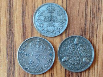 Great Britain 3 Small Silver Coin
