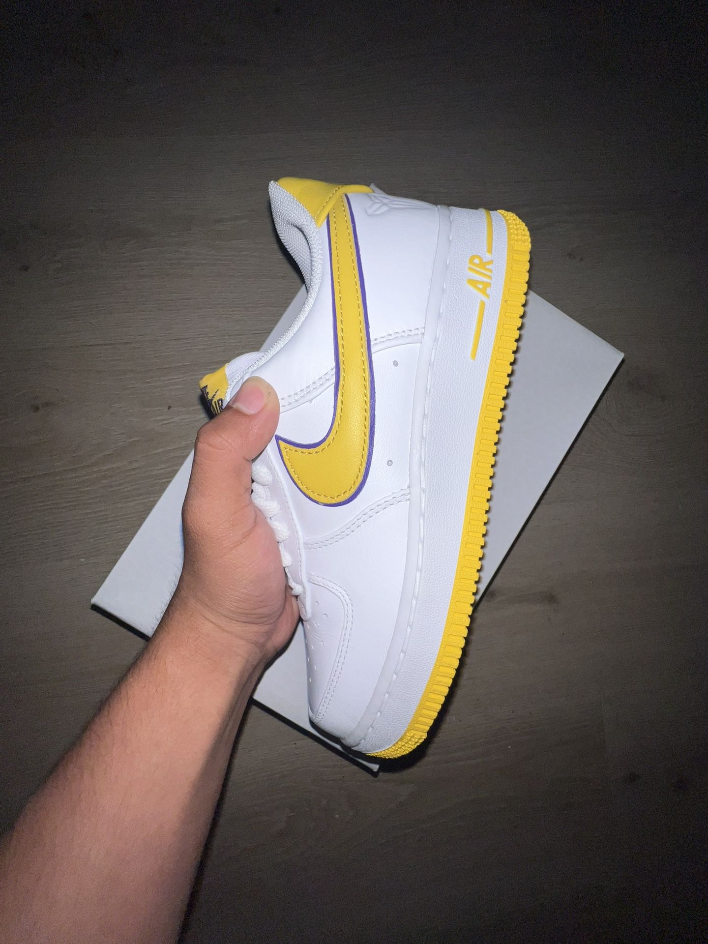 Nike Air Force 1 Low Retro QS “Kobe Bryant Lakers Home”
