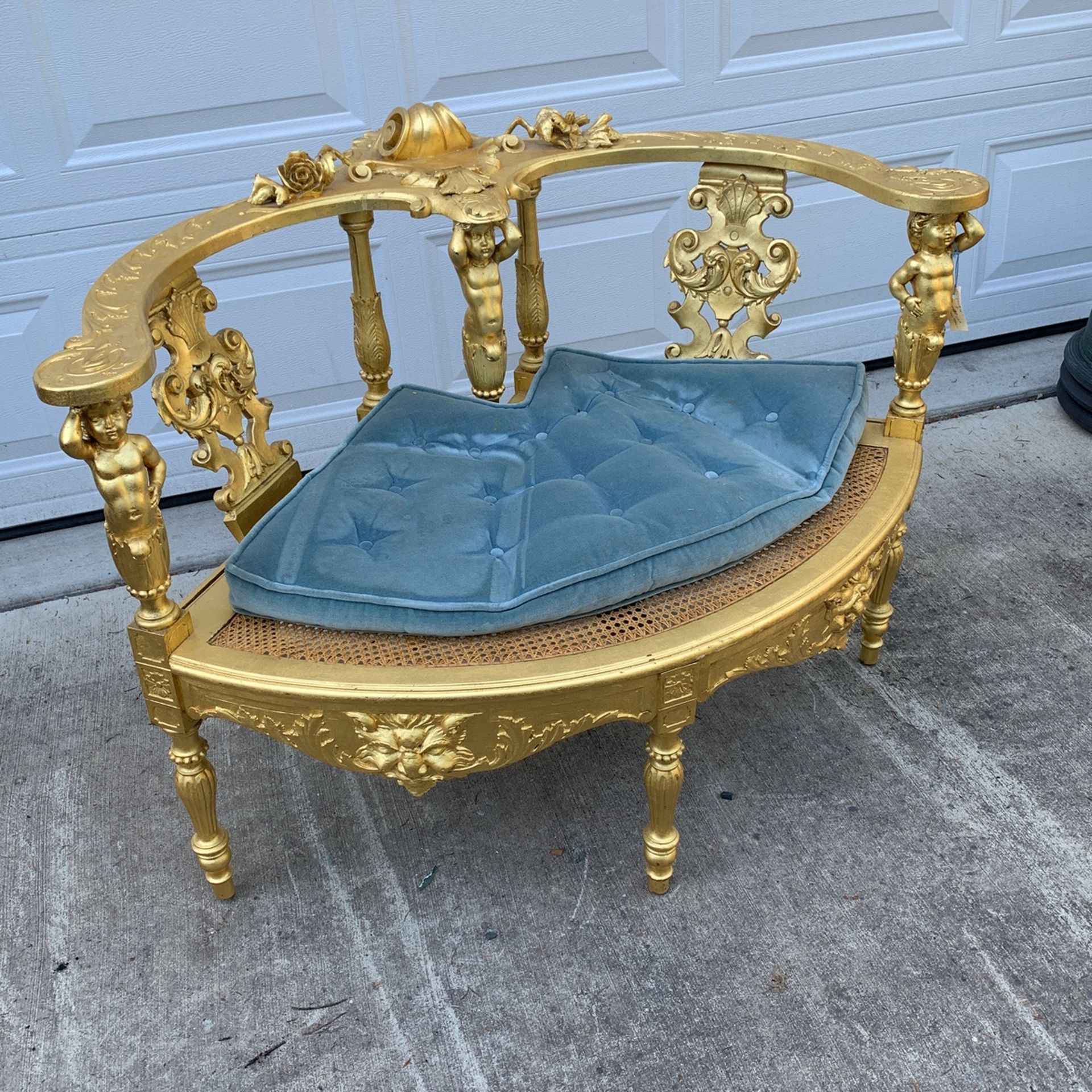 European curved bench antique Furniture