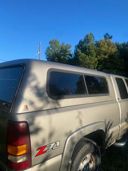 Leer camper shell for 6.5 foot bed