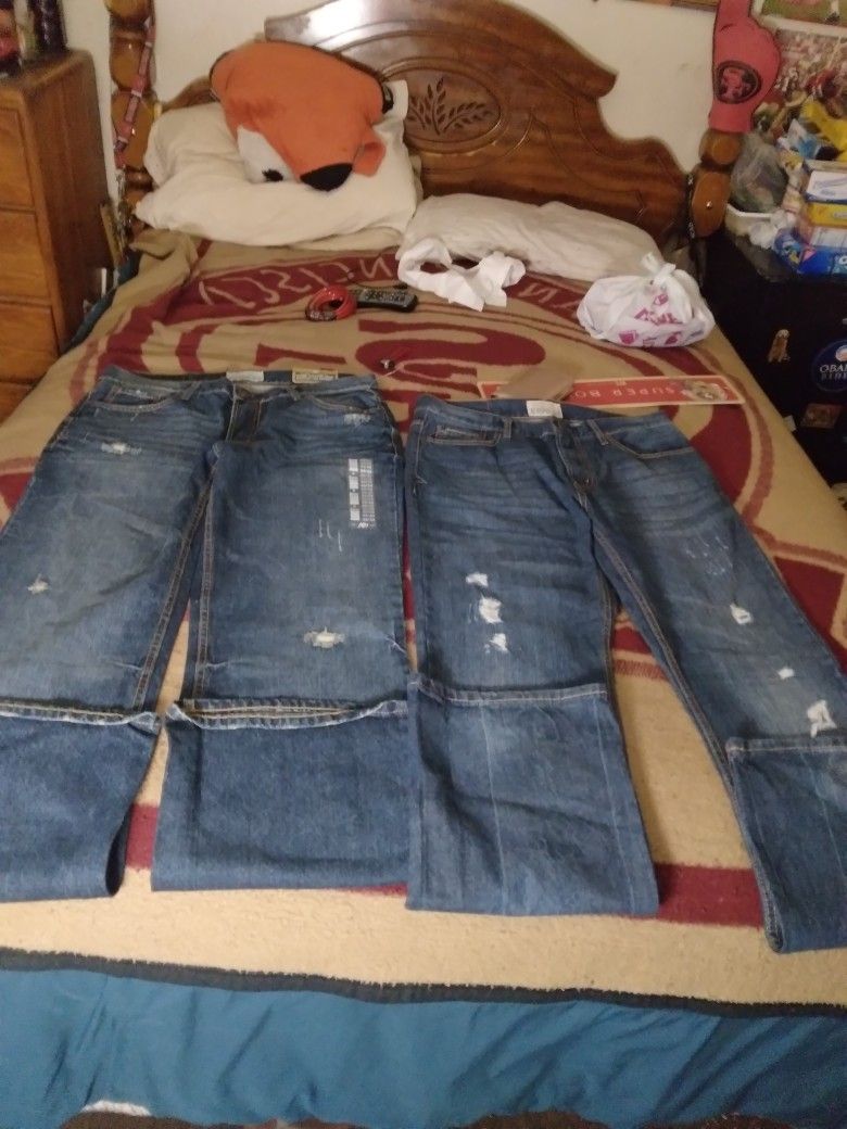 I Have 2 Pair  Men Jeans Aeropstale New Sizes 32/32 Same Brand DIFFERENT Designs Patterns 