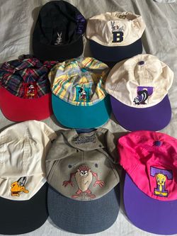 Loonie tunes & Mickey Mouse 1990’s caps