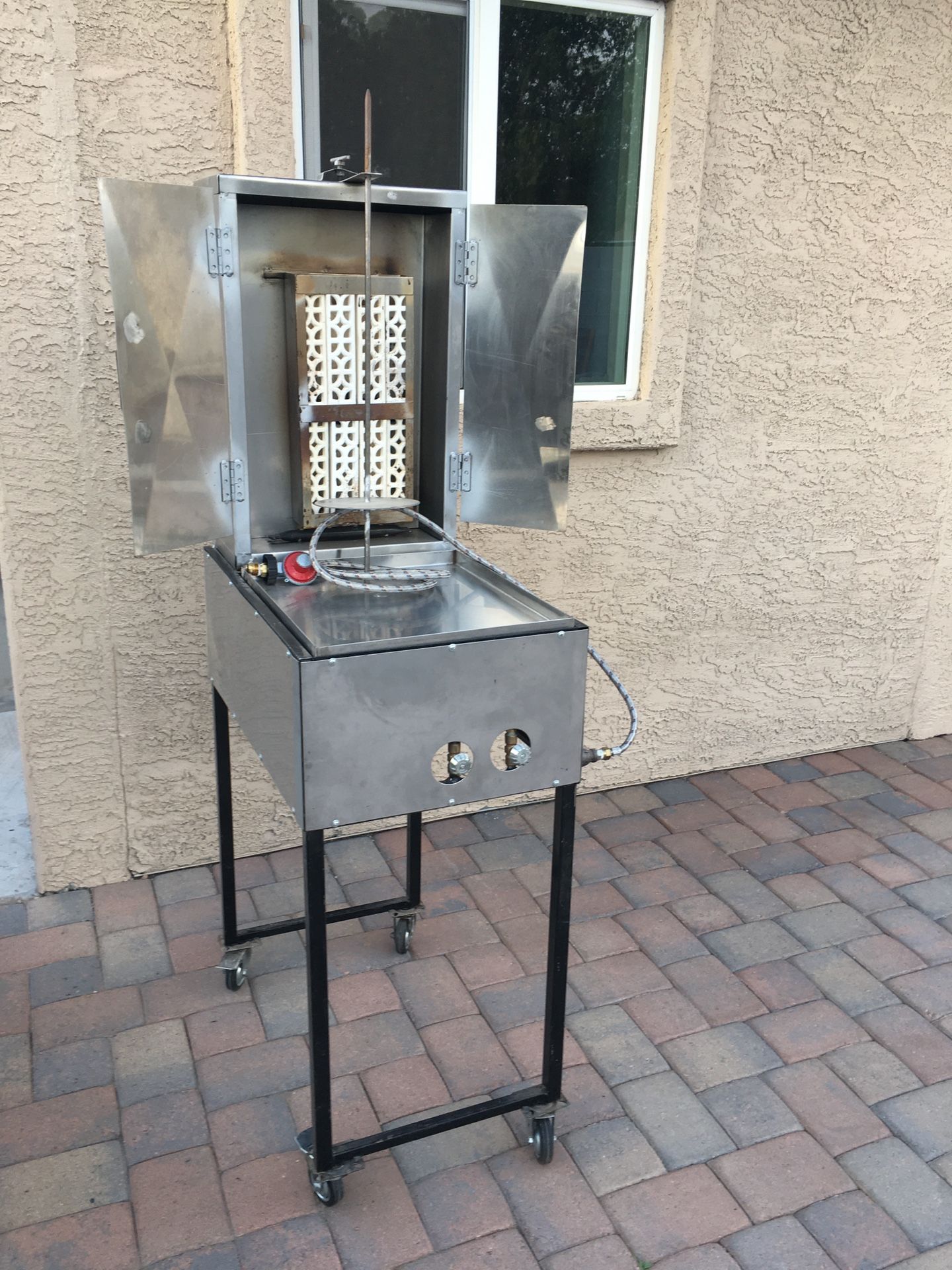 Trompo Para Tacos Al Pastor for Sale in Mesa, AZ OfferUp