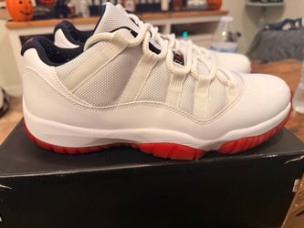 Air Jordan 11 Low Cherry Bottom 2012 Size 9 OG Box