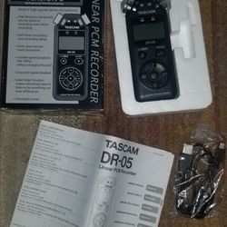 Tascam DR 05 Portable Digital Recorder 