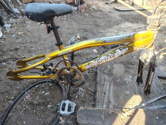 20" BMX Mongoose Frame