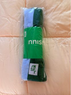 Innisfree towel