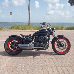 2005 Yamaha V Star 650 Custom Bobber Motorcycle
