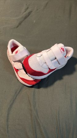 Tenís Nike