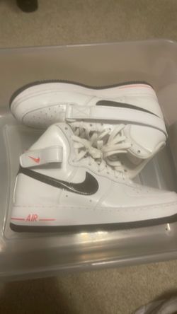Air Force Nike high tops woman size 6.5