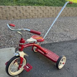 Radio Flyer Tricycle With Handle