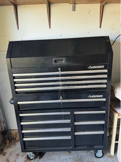Husky 42in Tool chest