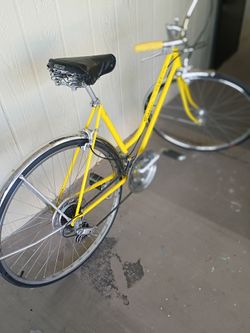 Schwinn Ladies Varsity 10 Speed