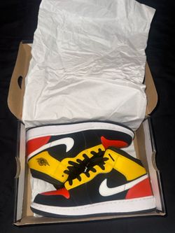 Nike Air Jordan 1 Mid SE- Black Amarillo Team Orange