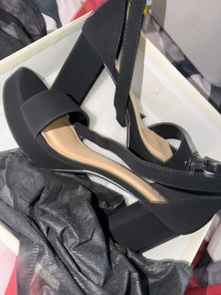 New black heels