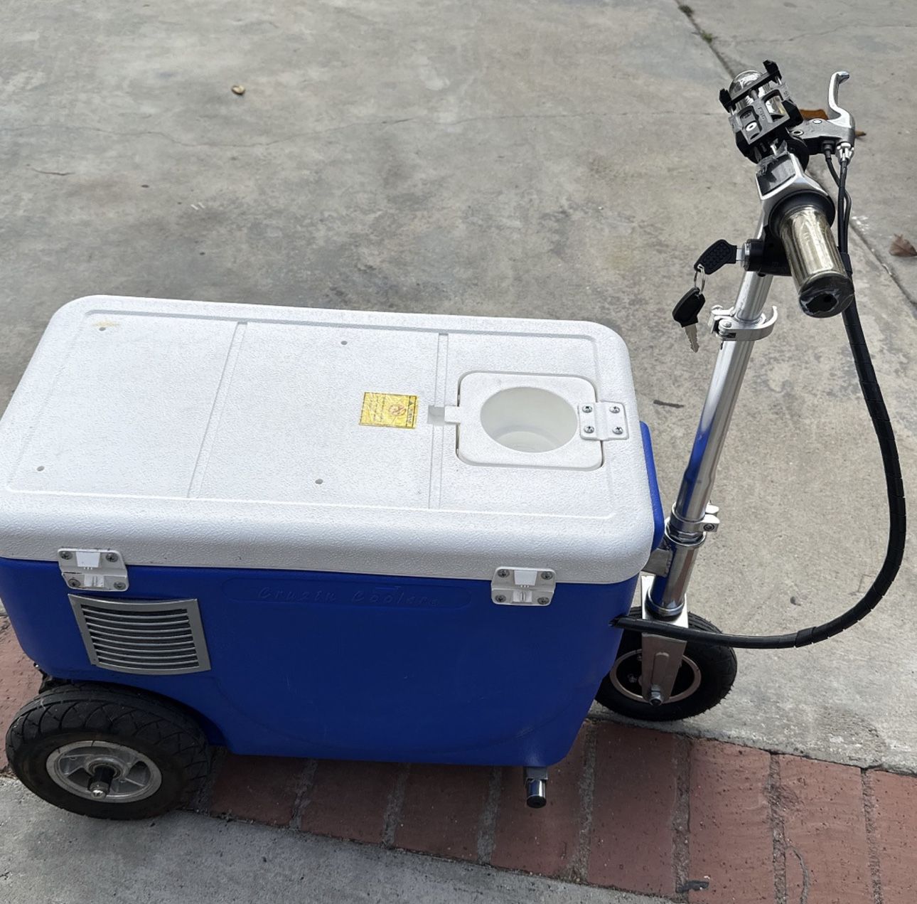 Cruzin Cooler Ice Chest