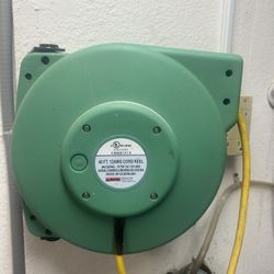 Extension Cord Wall Mount Roller