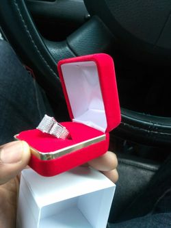 Brand New White gold ring