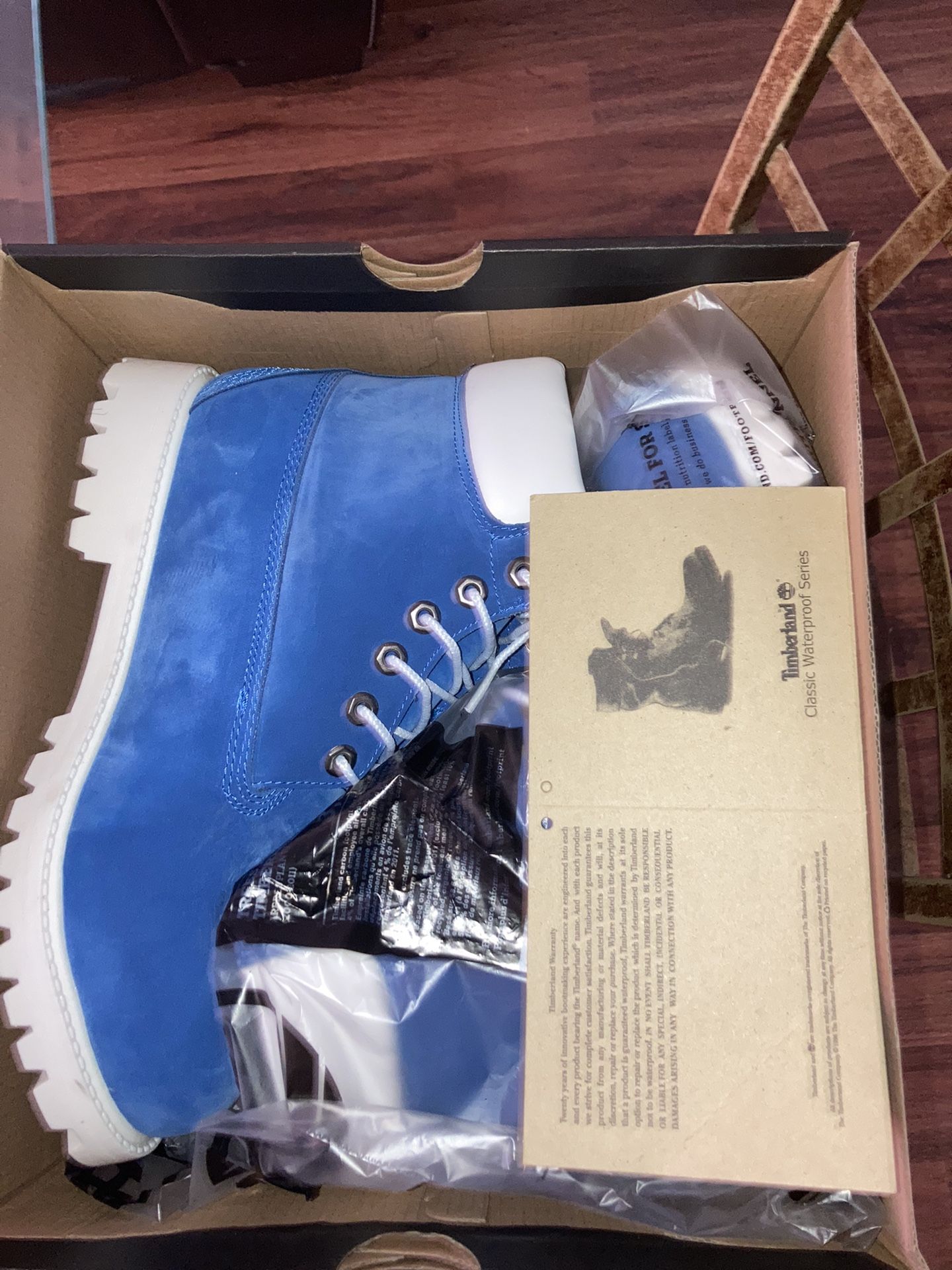 Mens timberlands hmu sizes 8 and 8.5 left $120 each 🔥✅💯 Red- size 8 Blue-size 8.5