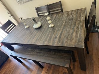 Dinning Table