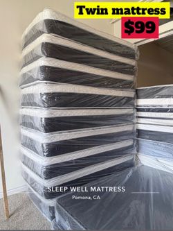Twin size pillow top mattress