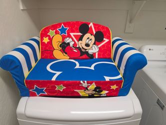 Spin Master Mickey Mouse Flip-Open Sofa