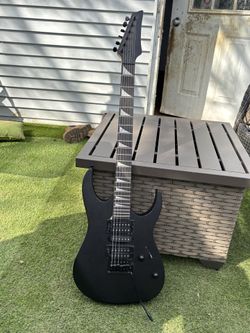 Electric guitar