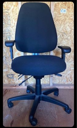 Ergonomic high-back office chair