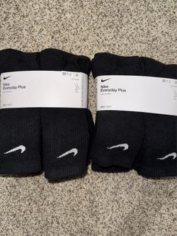 NEW Nike Socks (2). Men 8-12