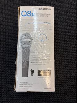SAMSON Q8X MICROPHONE