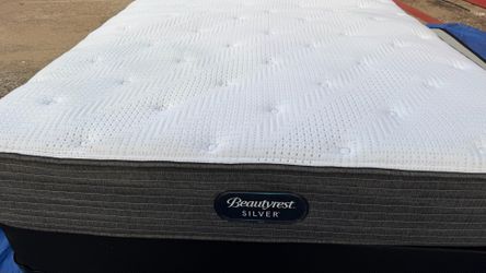 🔥🔥BEAUTYREST QUEEN SIZE MATTRESS 🔥🔥