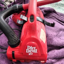 Dirt Devil Vacuum Cleaner