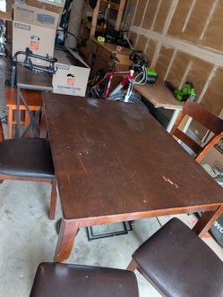 Dining room table + chairs - FREE