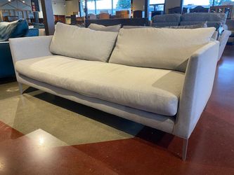 ROOM AND BOARD Lamour Light Gray Single Cushion Sofa