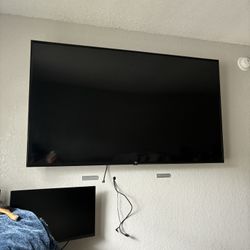 LG Smart Tv 65” 