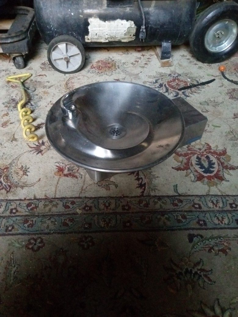 Drinking Fountain