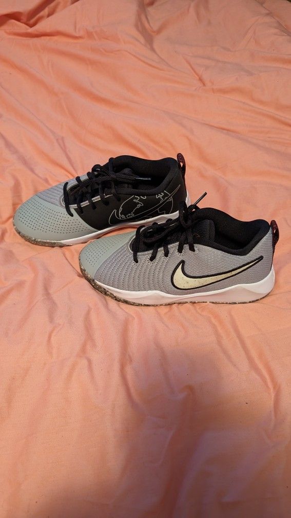 Nike Shoes 6.5
