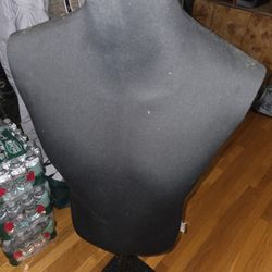 Pop mannequins