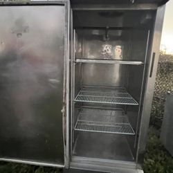 SABA S-23F, CONGELADOR DE UNA PUERTA, INTERIOR Y EXTERIOR DE ACERO INOXIDABLE