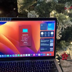 MACBOOK Pro 13”