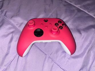 XBOX DEEP PINK WIRELESS CONTROLLER