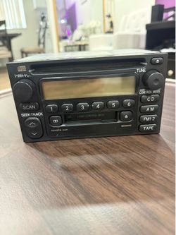 Toyota A56815 OEM Car Stereo CD and Cassette Player