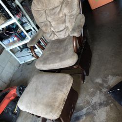 Rocking Chair With Rocking Foot Stool 