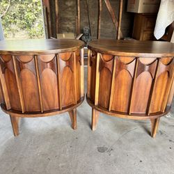Kent Coffey Perspecta Mid Century Round Walnut and Rosewood Nightstands - Pair