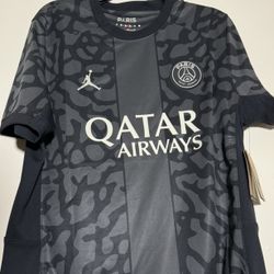Nike Air Jordan PSG Soccer Jersey Size Large Men New 