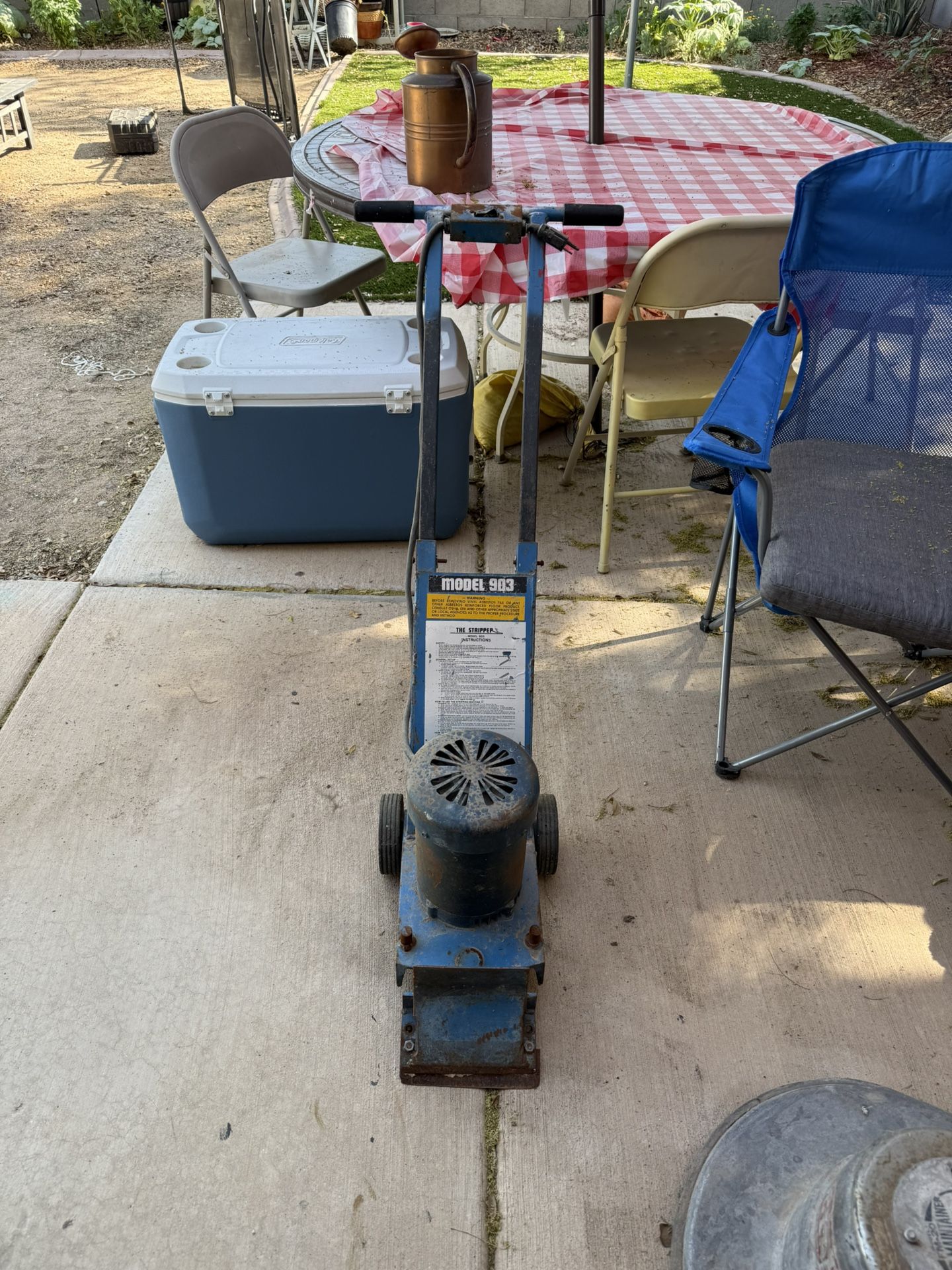 Towel and floor scraper