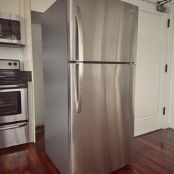 Frigidaire refrigerator