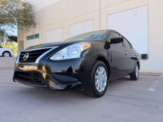 2015 NISSAN VERSA SV, COLD AC, GREAT ON GAS, RUNS GREAT, FINANCE AVAILABLE 🚘