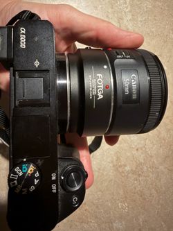 Sony α6000 mirrorless camera